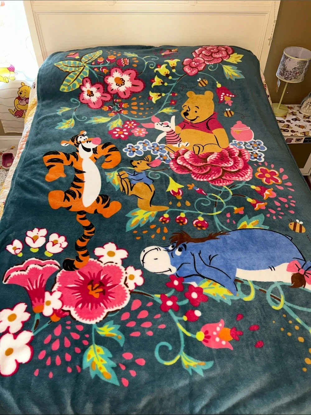 Vera Bradley Teal Floral Winnie the Pooh Throw Blanket 80”x50”